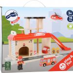 10900_legler_small_foot_Feuerwehrwache_mit_ZubehOEr_FSC_100_Verpackung